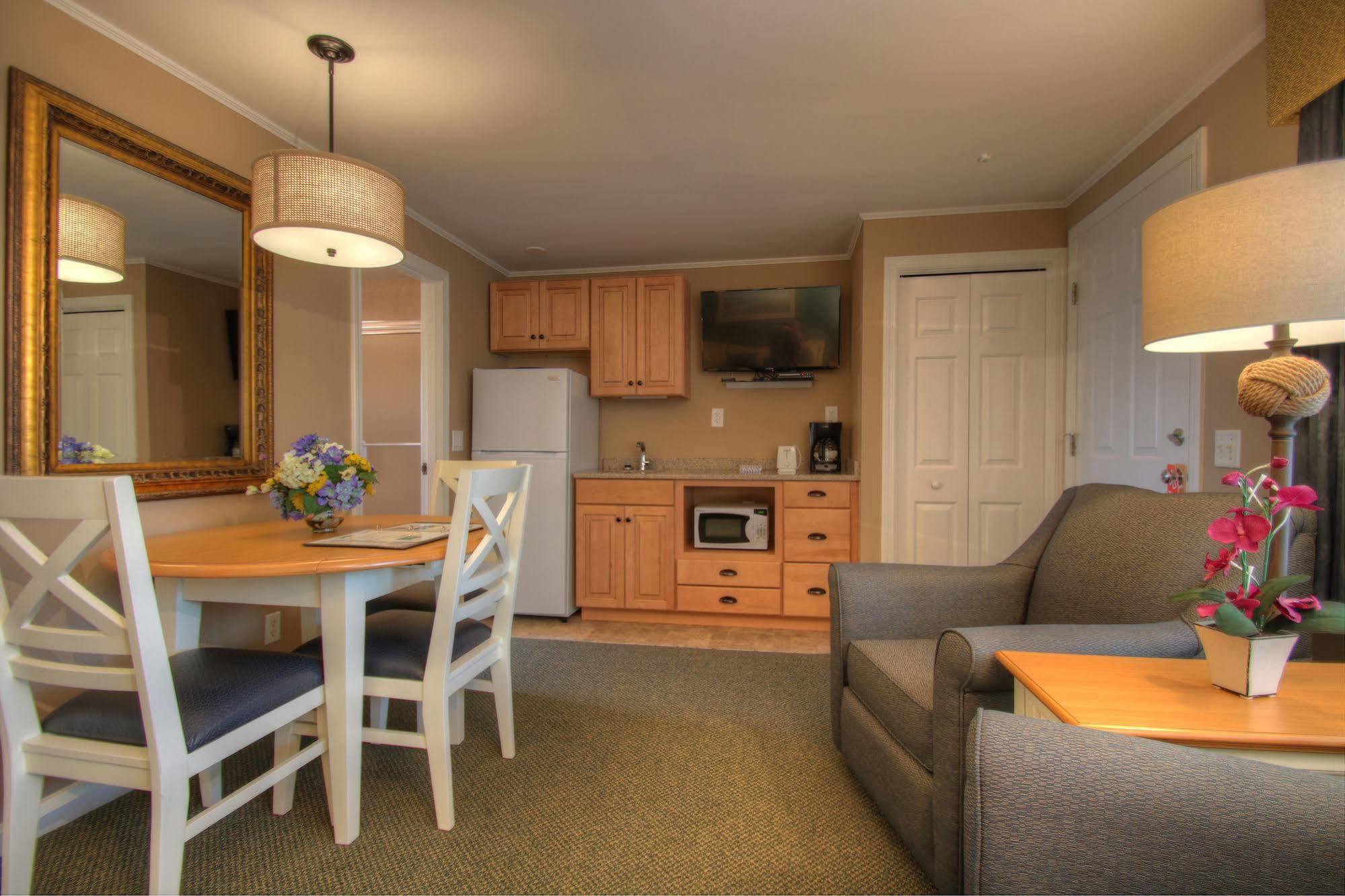 Colonial Acres Resort West Yarmouth Exterior foto